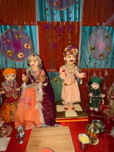 गणगौर महोत्सव – टिकी दो भई टिकी दो